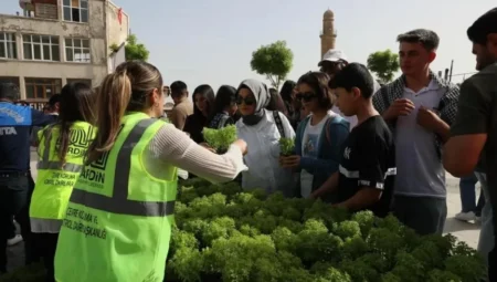 Türkiye Genelinde E-Atık Seferberliği: 60 Bin Kişiye Doğa Eğitimi Verilecek