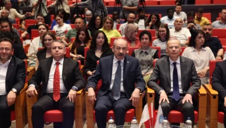 İhracat Akademisi üniversite iş birliklerine devam ediyor: Erciyes Üniversitesi ile protokol imzalandı