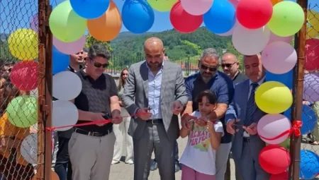 Zonguldak’ta Bilim Heyecanı: Ören Ortaokulu’nda TÜBİTAK Fuarına Yoğun İlgi