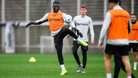 Fenerbahçe, 40 milyon euroluk golcü Boniface için devrede: Devin Özek transferi üstlendi