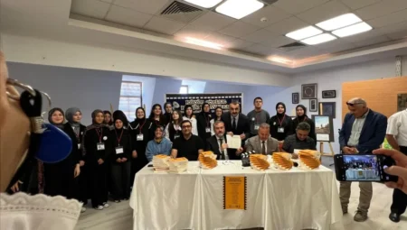 Altındağ’da Geleneksel El Sanatları ve “Sada” Projesi Buluştu: ‘Küçük Gözler Büyük Hikayeler’ Kitabı Tanıtıldı