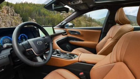 Toyota, zirveyi kimseye bırakmadı: Dünya genelinde en çok araç satan marka oldu