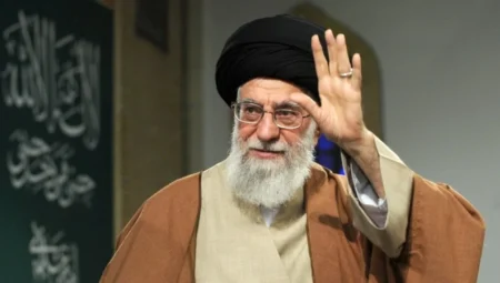 Hamaney: İsrail, İran’dan Sert Misilleme Alacak