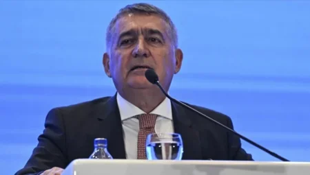 TÜSİAD Başkanı Orhan Turan: ‘Sanayisiz büyüme modeli düşünülemez’