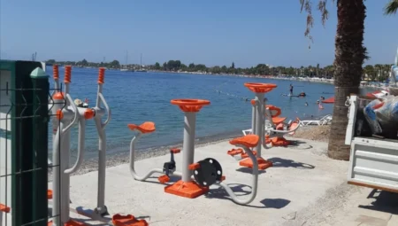 Milas Belediyesi sahil bölgelerinde yol, oyun alanı ve spor tesisleri çalışmalarını tamamladı
